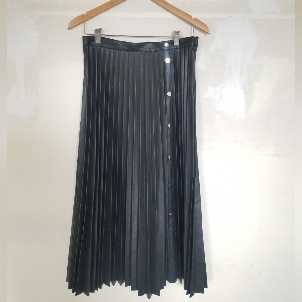 Topshop black pleated leather (pleather) midi skirt with silver button detail.